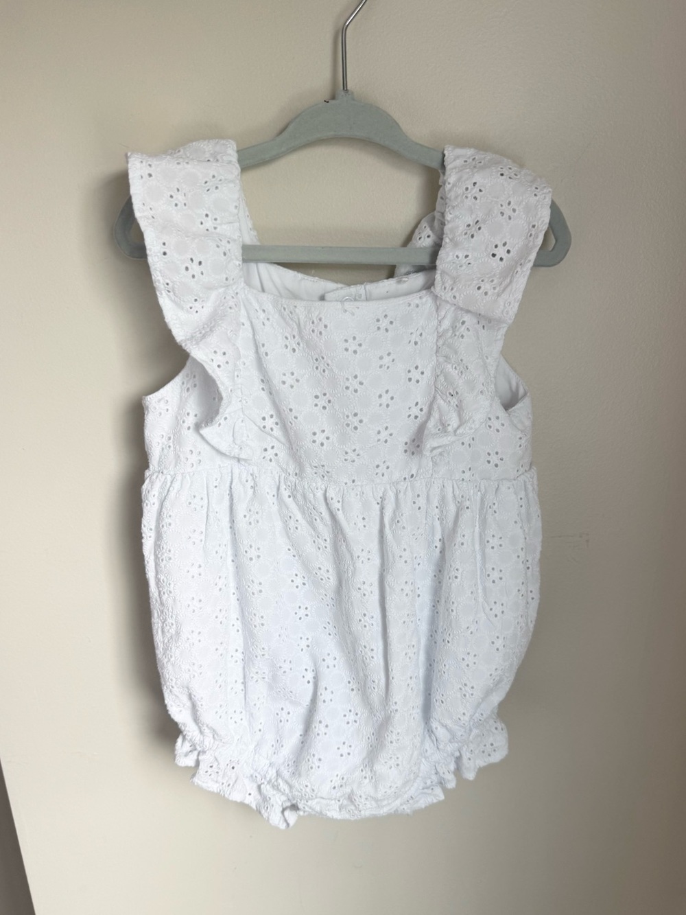 Posh Peanut White Eyelet Bubble Romper Size 2T